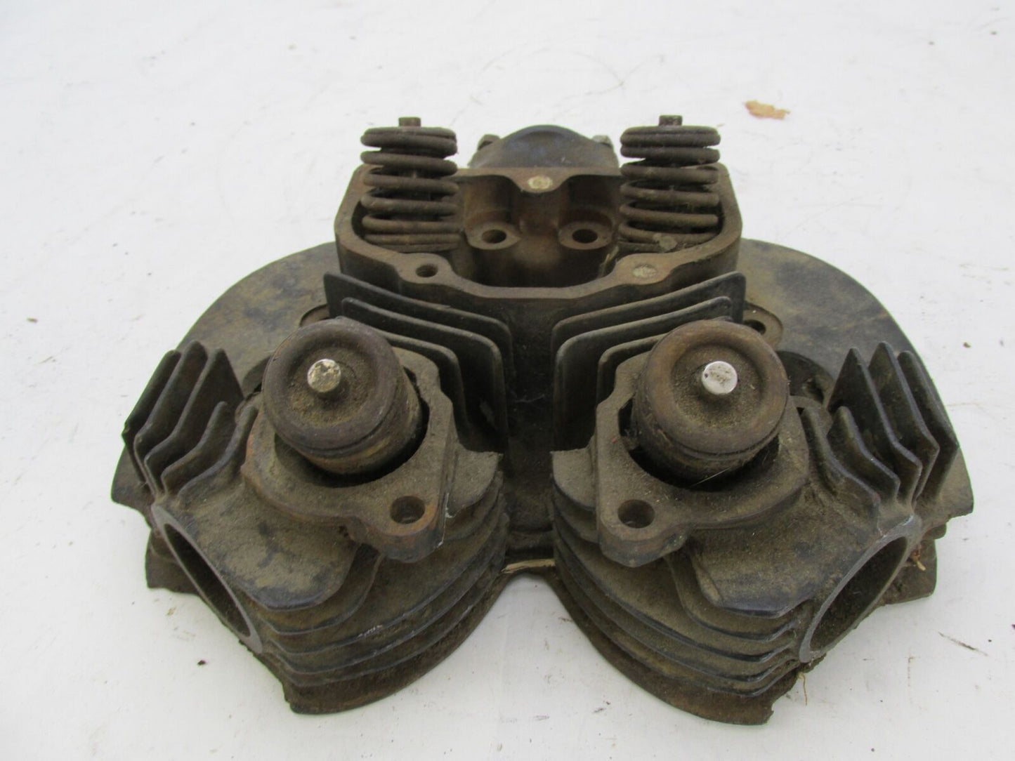 BSA A10 Motorcycle 650 Pre Unit Engine Cast Cylinder Head 67-1066