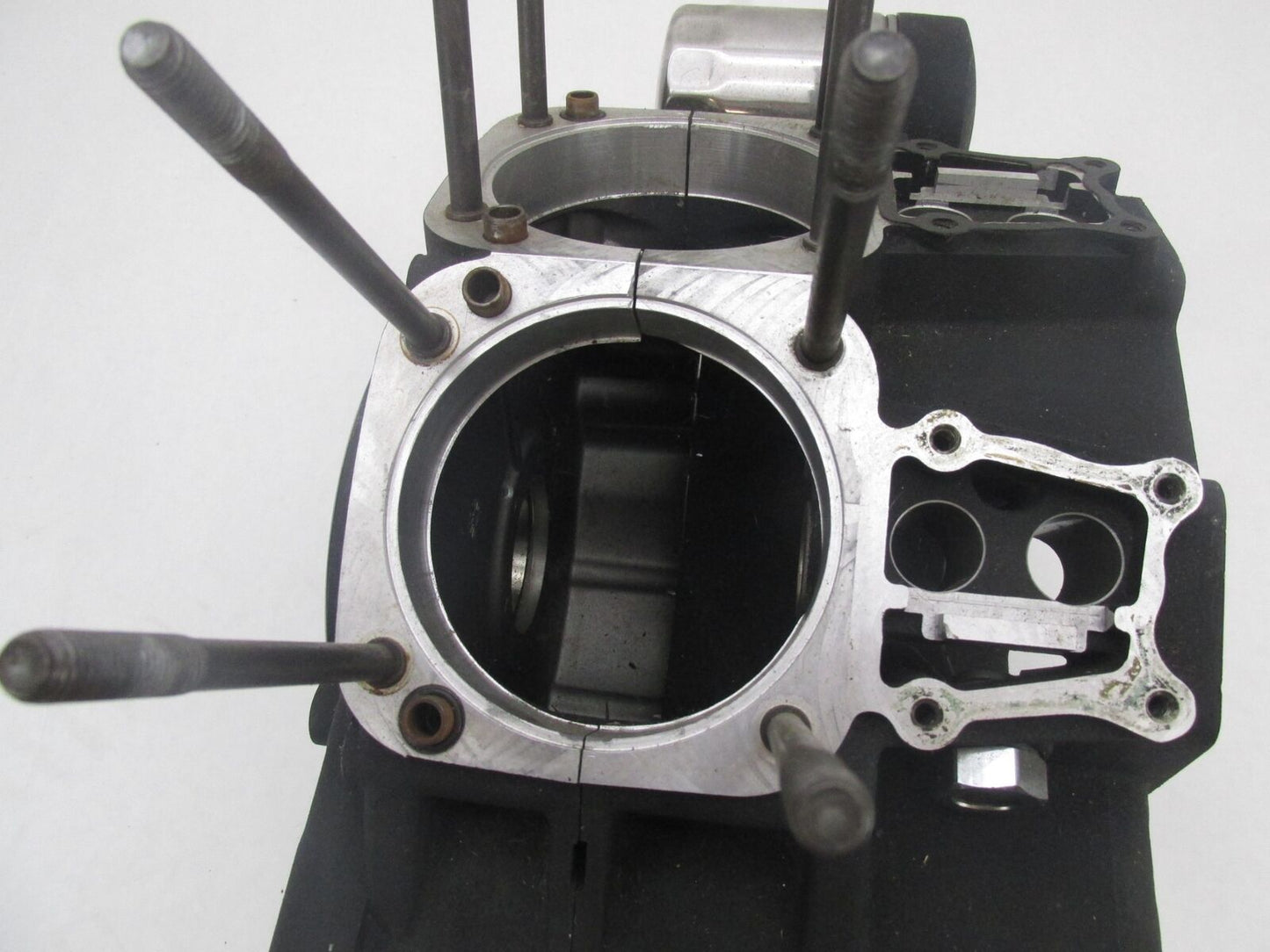 Harley-Davidson Softail Engine Motor Block Crankcase Case 24613-00 24612-00 #2