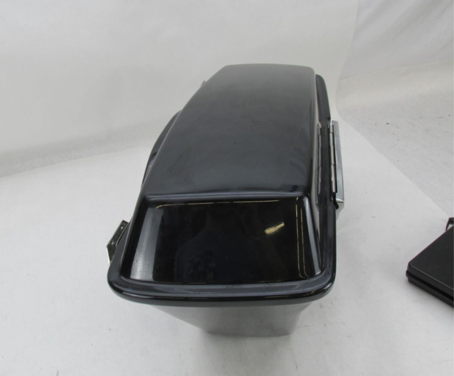 Harley Davidson Genuine NOS Vivid Black Left Hard Saddlebag 90893-95DH