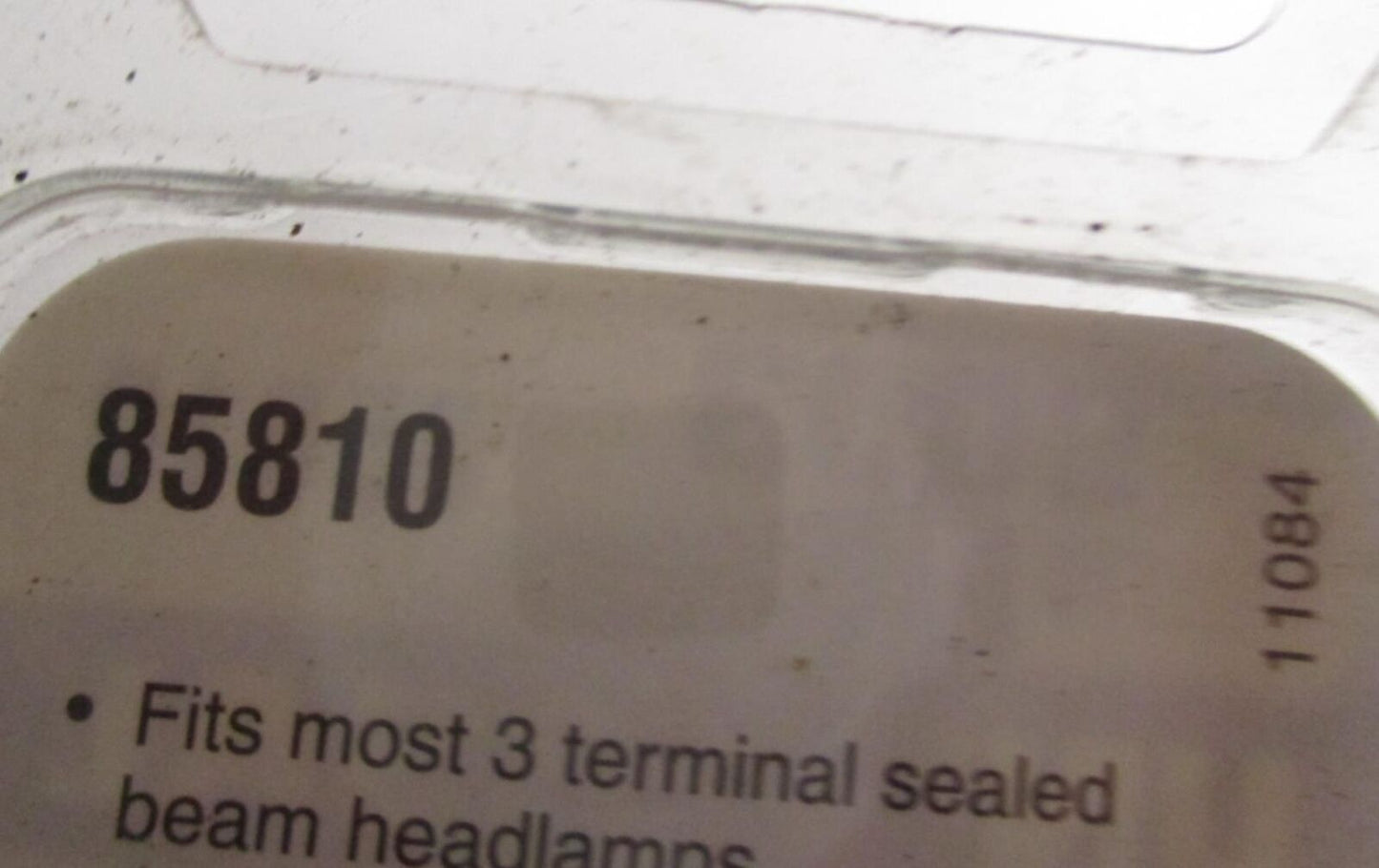 Dorman 3 Terminal Headlight Socket 85810