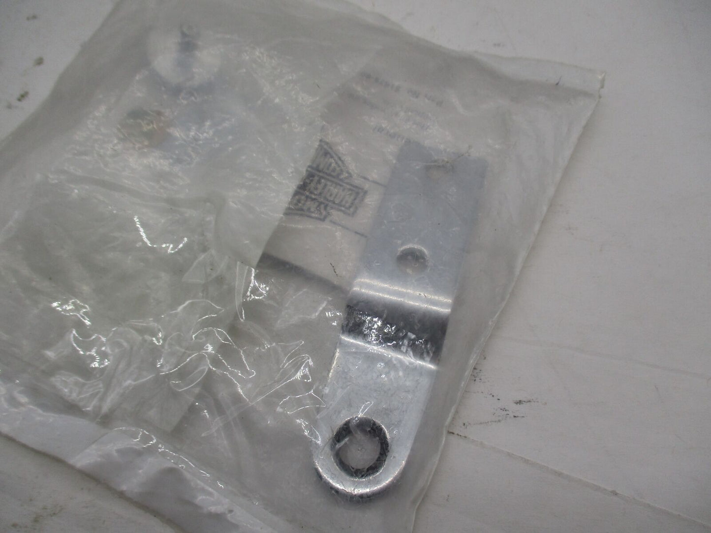 Harley Davidson Genuine NOS Detachable Hardware Seat Kit 51675-96