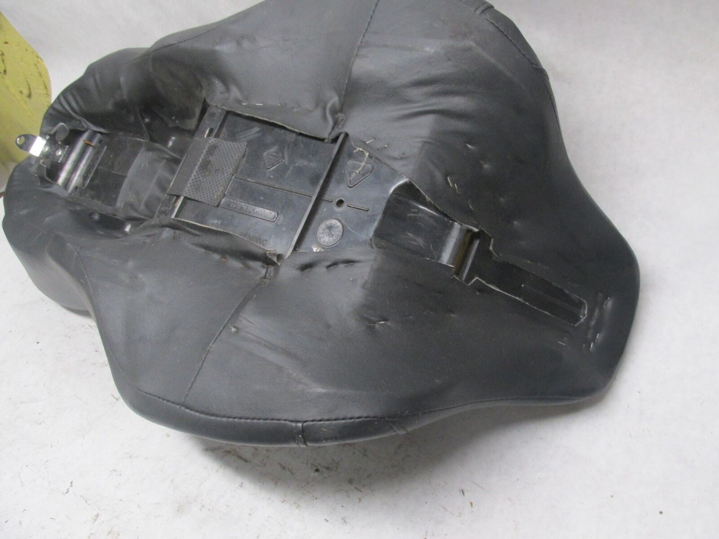 Harley Davidson Genuine 08-22 FLHR FLHT FLHX FLTR Touring Stock Seat Saddle