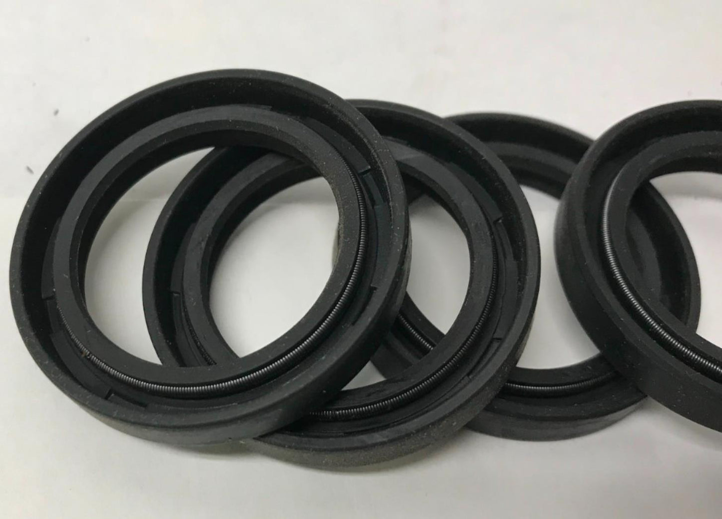 Harley Lot of (5) Seals11124-DL Ignition Cam Gear Oil Seals