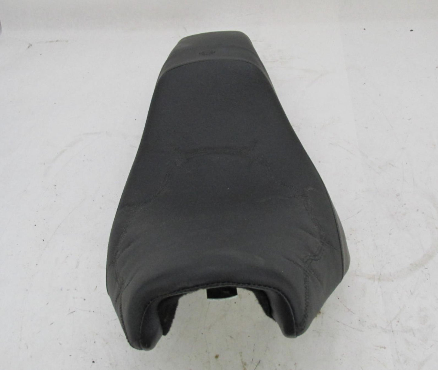 Harley Genuine NOS 2000+ Softail Rider Design Low Profile Black Seat 52436-02