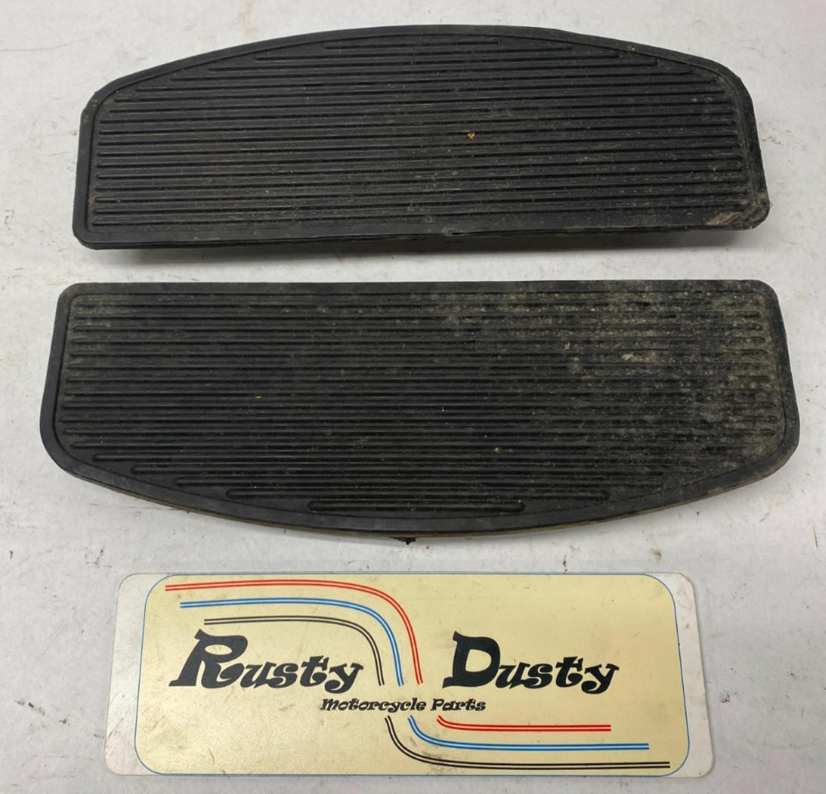 New D-Shaped Rubber Floorboard Pads For 1966-1990 Harley FL, FLT, FLST Models