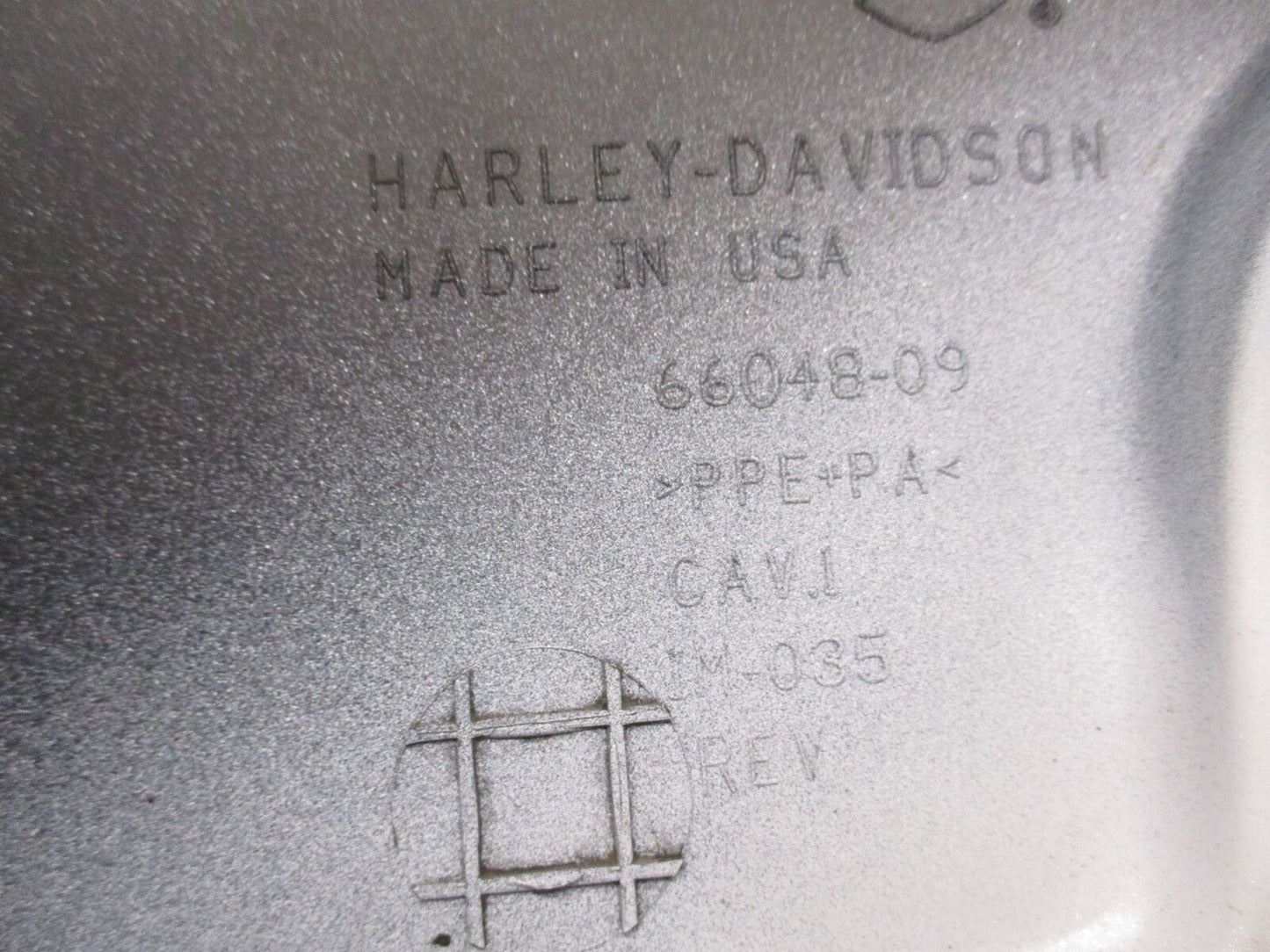 Harley Davidson Touring Electra Glide Road King White Pearl Side Cover 66048-09