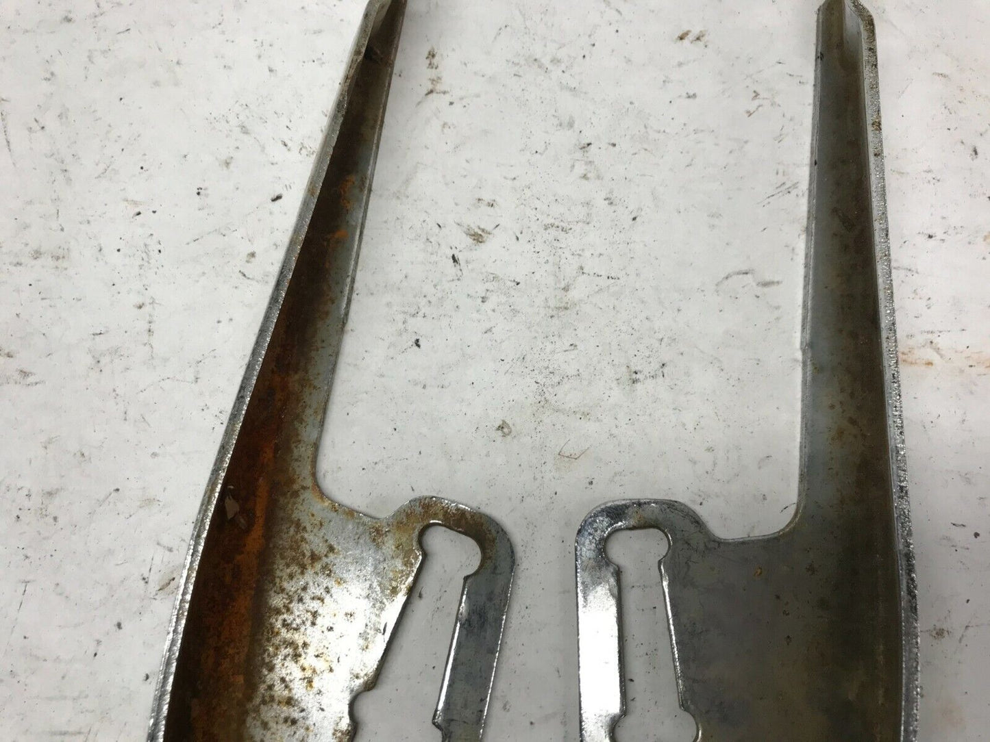 Harley Davidson Windshield Brackets 57950-92T SHOVELHEAD WIDEGLIDE