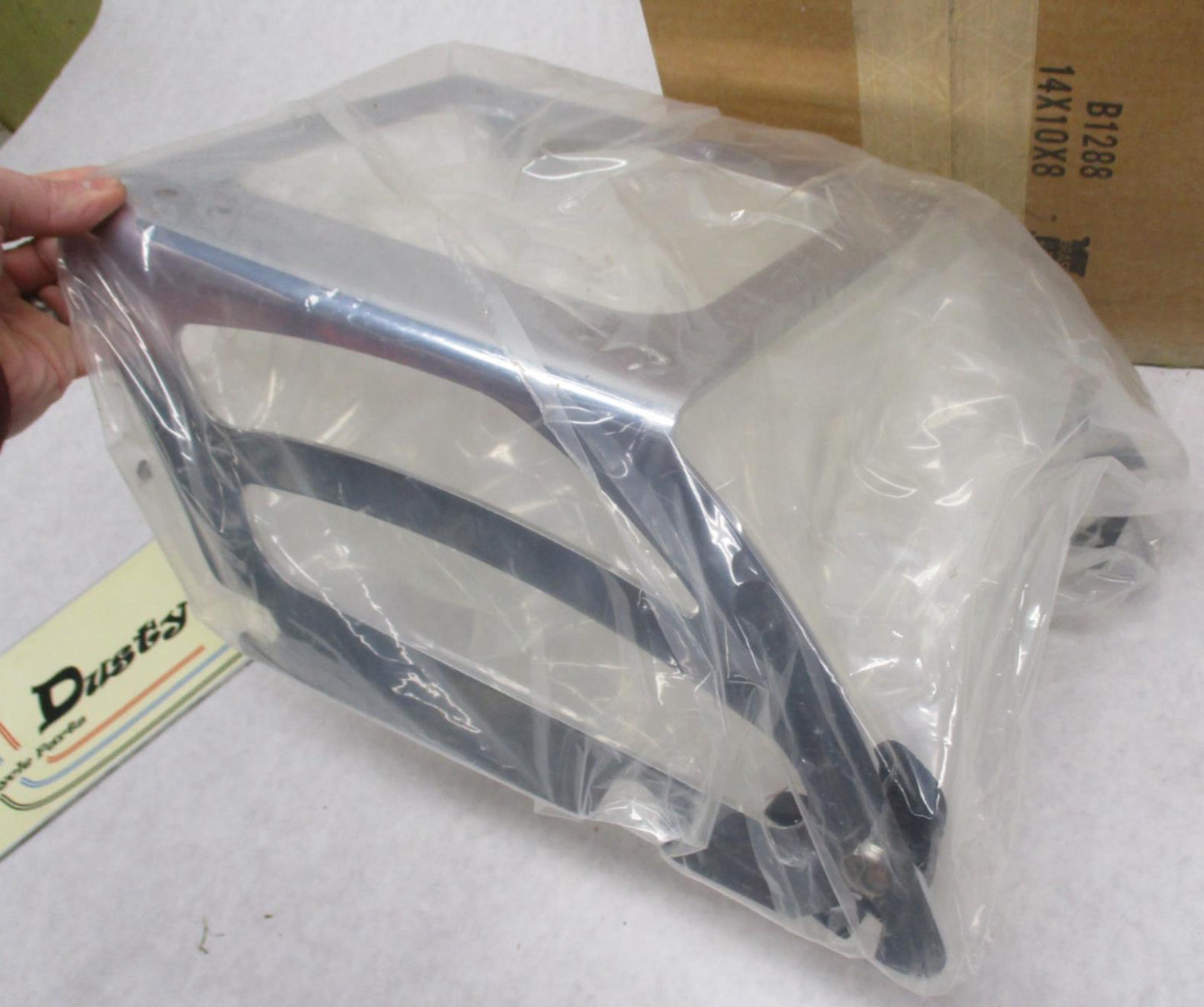 Harley Davidson Genuine NOS 2000+ Softail Solo Detachable Tour Pack 53559-04