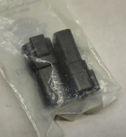 Set of 2 Harley Davidson Genuine NOS Black 4-Pin Sealed Pin Housing 72