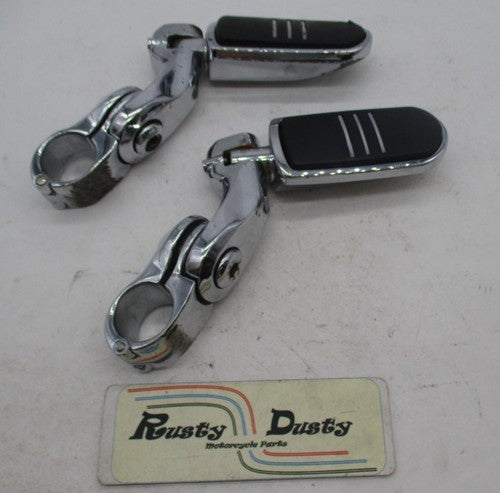 Harley Davidson Pair of Streamliner Highway Pegs with Engine Guard Cla