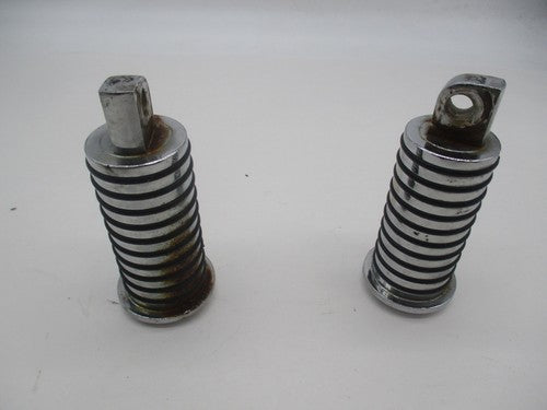 Pair of Harley Davidson Chrome Round Rubber Ribbed Foot Pegs Highway P