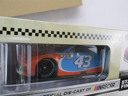 Nascar NOS Erik Jones 2021 STP Darlington Throwback Die Cast Racecar M