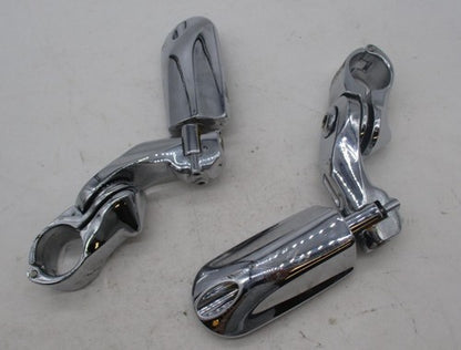 Harley Davidson Pair of Streamliner Highway Pegs with Engine Guard Cla