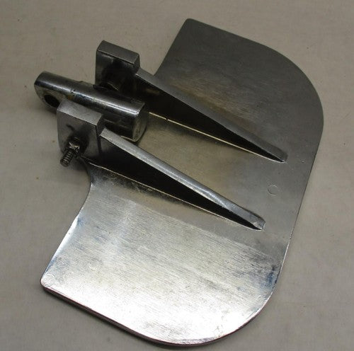 Harley Davidson aftermarket Chrome Single Side Floorboard Footboard