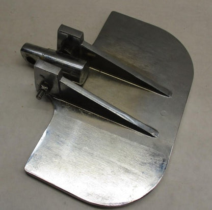 Harley Davidson aftermarket Chrome Single Side Floorboard Footboard