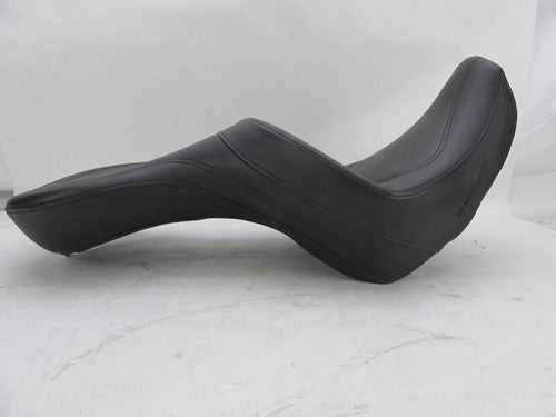 Saddlemen Explorer Seat Black Stitch Harley-Davidson Softail FXST/FLST