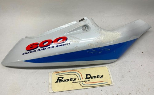 Suzuki GSXR 600 Tail Right Side Cover 47111-33EO