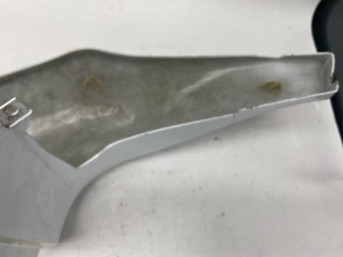 Suzuki GSXR 600 Tail Right Side Cover 47111-33EO