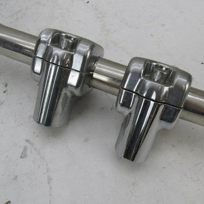 Harley Davidson OEM Chrome Handlebars Handlebar Risers Set 55800058 56
