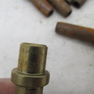 Large Mixed Lot of Triumph BSA Engine Exhaust Valves 68 0580