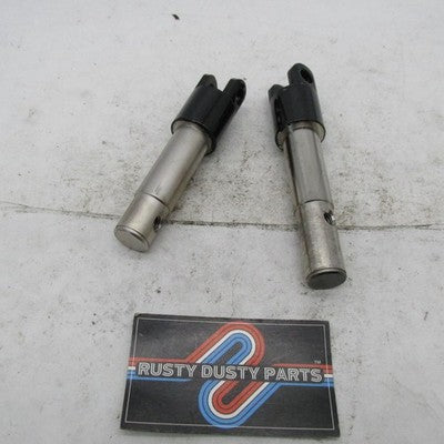 Set of Harley OEM NOS Black L/R Rider Footpeg Clevis Mounts 42503-07 4