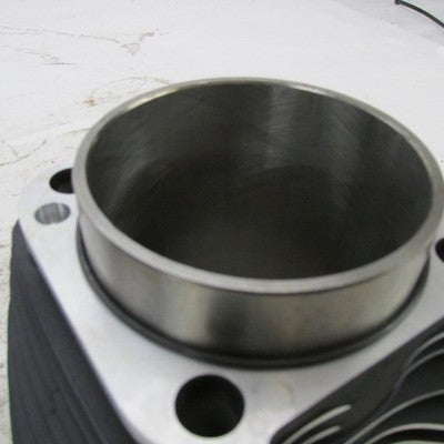 Pair of Harley OEM Stock 99-06 Twin Cam Cylinder Jugs w/ STD Pistons 1