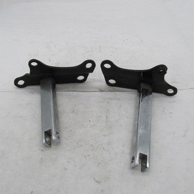 Harley OEM Lft+Right Peg Mounting Kit w/ Peg Support Brackets 49019-95