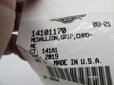 Harley-Davidson Genuine OEM NOS Grip Medallion, Chrome 14101170