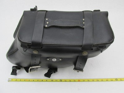 The Leatherworks Black Right Side Harley Davidson Saddlebag wihtout Ke