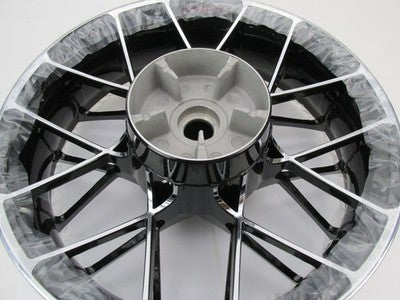 Harley Genuine NOS 2014+ Touring 18" 18x5 Fugitive Rear Contrast Wheel