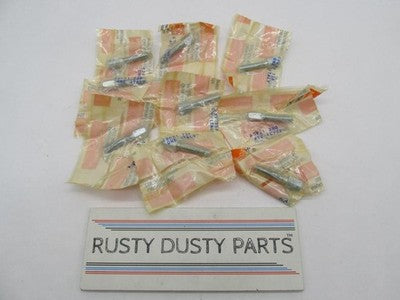 (1) One Harley Davidson Genuine NOS Aermacchi Adjusting Screw 42431-73