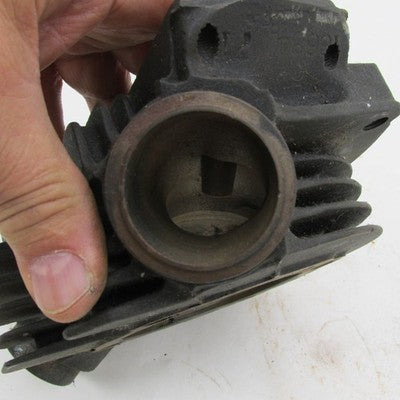 Harley Davidson OEM Ironhead 900cc Sportster Cylinder Heads 16682-71a