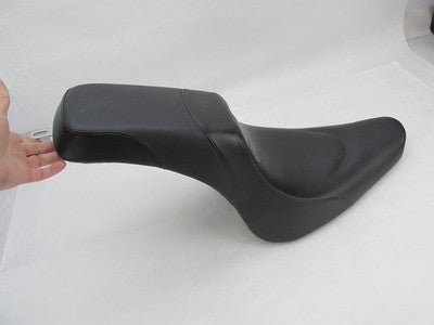 Harley-Davidson Dyna Custom Embroidered Skull Black Leather Seat