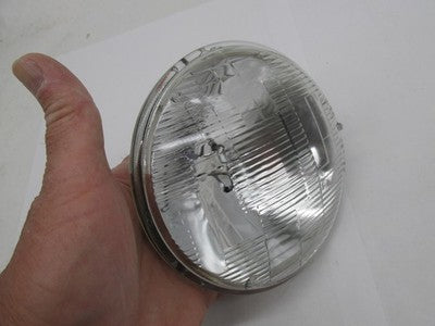 EMGO NOS 66-84134T Clear Fluted Headlight 5 3/4" Sealed Beam 2001-1187
