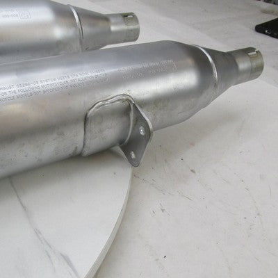 Pair Harley OEM Exhaust Slip On Mufflers Silencers 09-16 V-Rod Muscle