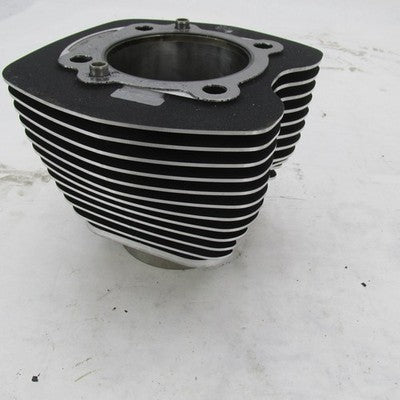 Pair of Harley OEM Stock 99-06 Twin Cam 88 Cylinder Jugs & STD Pistons