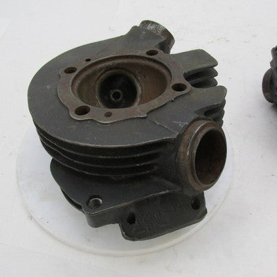Pair of Harley OEM 74-85 Ironhead Sportster Cylinder Heads 16682-74 16