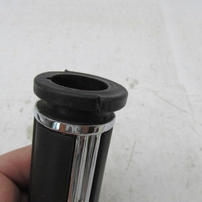 Pair of Harley OEM Willie G Skull Dual Throttle Handlebar Grips *1 Mis