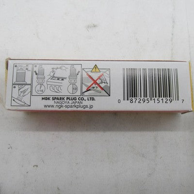 Lot of 8 NGK NEW DPR7EA-9 Standard Resistor Spark Plugs 5129