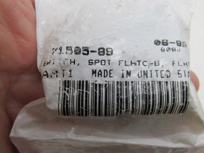 Harley Davidson Genuine NOS Spot Lamp Switch 71505-89