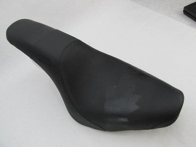 Harley-Davidson Genuine Softail Badlander Low Profile Seat 52292-00A