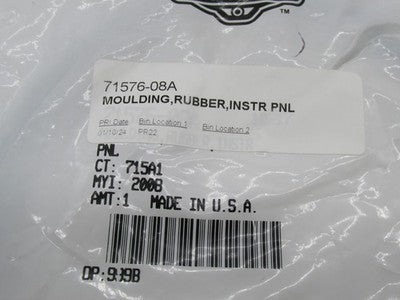 Harley-Davidson Genuine OEM NOS Rubber Instrusment Panel Moulding 7157