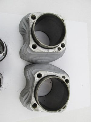 Harley Davidson OEM Pair Twin Cam Cylinder & Piston 16593-99