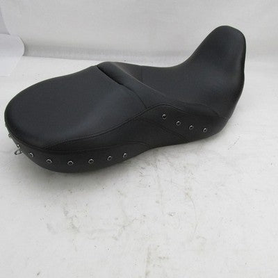 Harley Davidson Genuine NOS NIB Studded Low Reach Seat Touring 5200003