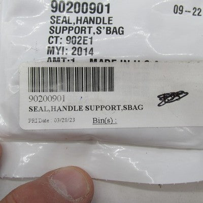 Lot of 3 Harley-Davidson OEM 14-Up Touring Saddlebag Handle Seals 9020