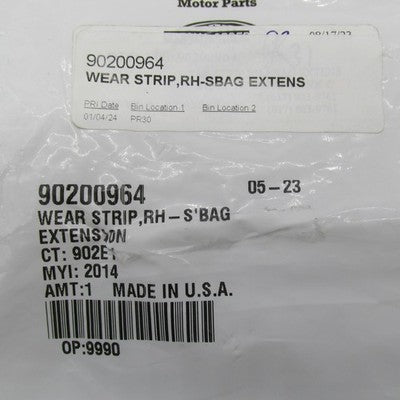 Genuine Harley-Davidson OEM NOS RH Saddlebag Extension Wear Strip 9020