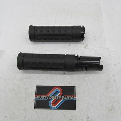 Pair of Harley-Davidson OEM EUC Stock FLHX Rubber Handlebar Grips