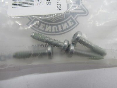 Lot of 4 Harley-Davidson OEM NOS 6-32 x 5/8" Torx Pan-Head Tapping Scr