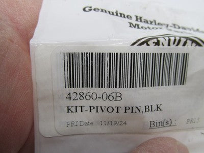 Lot of 4 Harley Davidson Genuine NOS Brake Lever Pivot Pin Kit Black 4