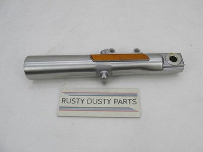 Harley Davidson OEM Showa Lower Left Fork Slider 46495-09 G5B3-10-L